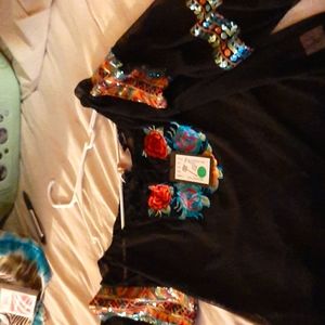 S Blouse, Gyspy Wagon Festival, ROJA